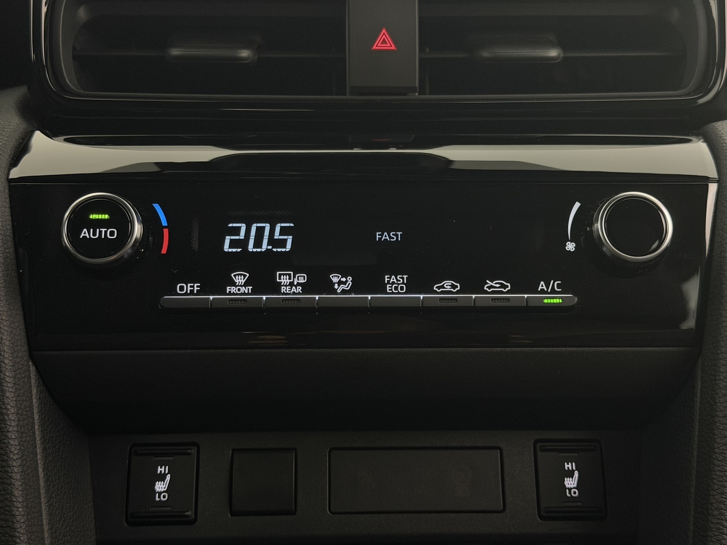 TOYOTA Yaris Cross 2025