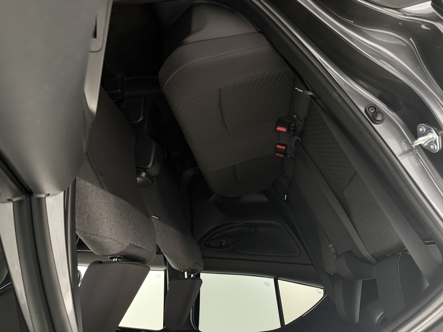 TOYOTA Yaris Cross 2025