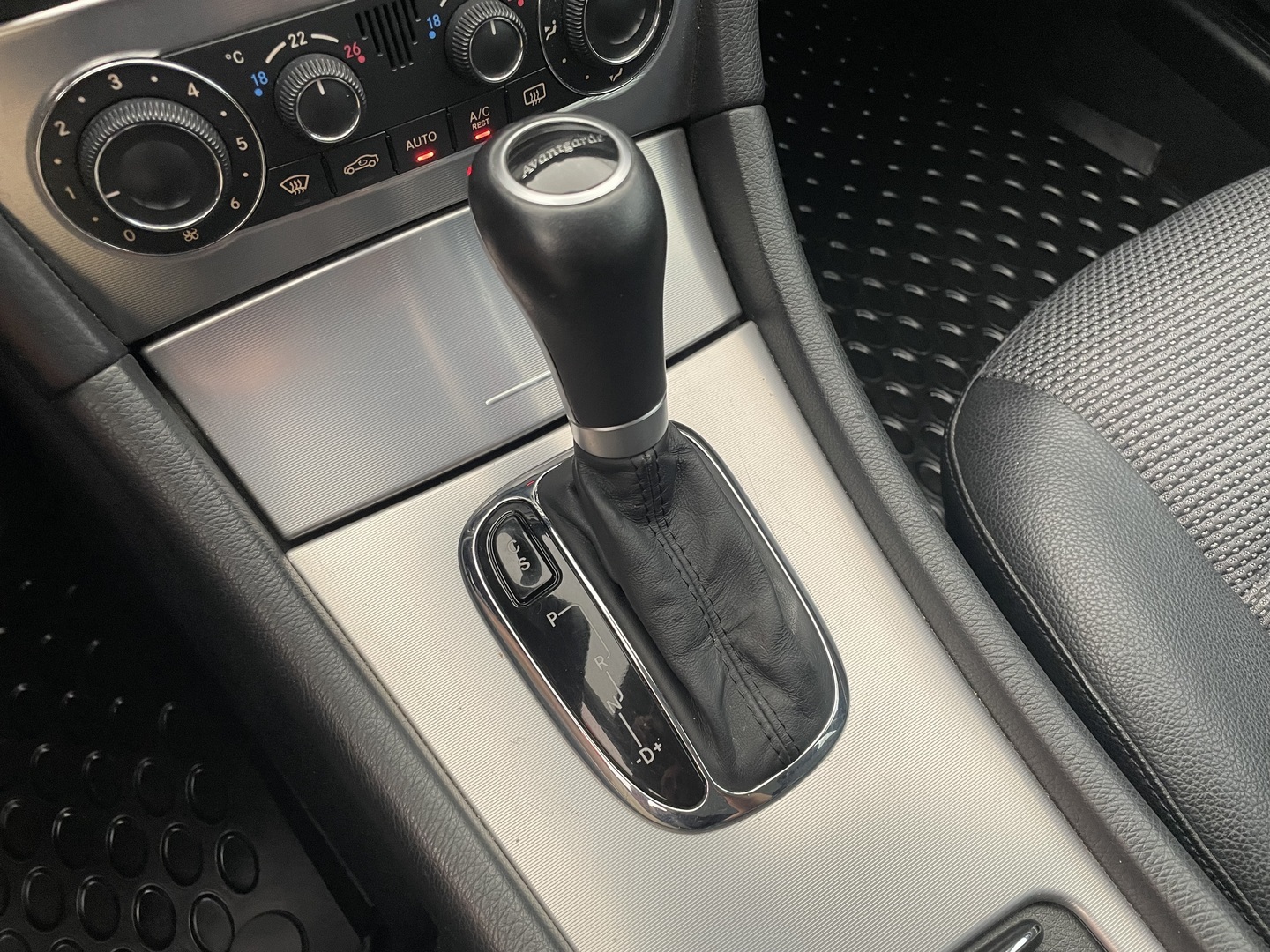 MERCEDES-BENZ C 2007