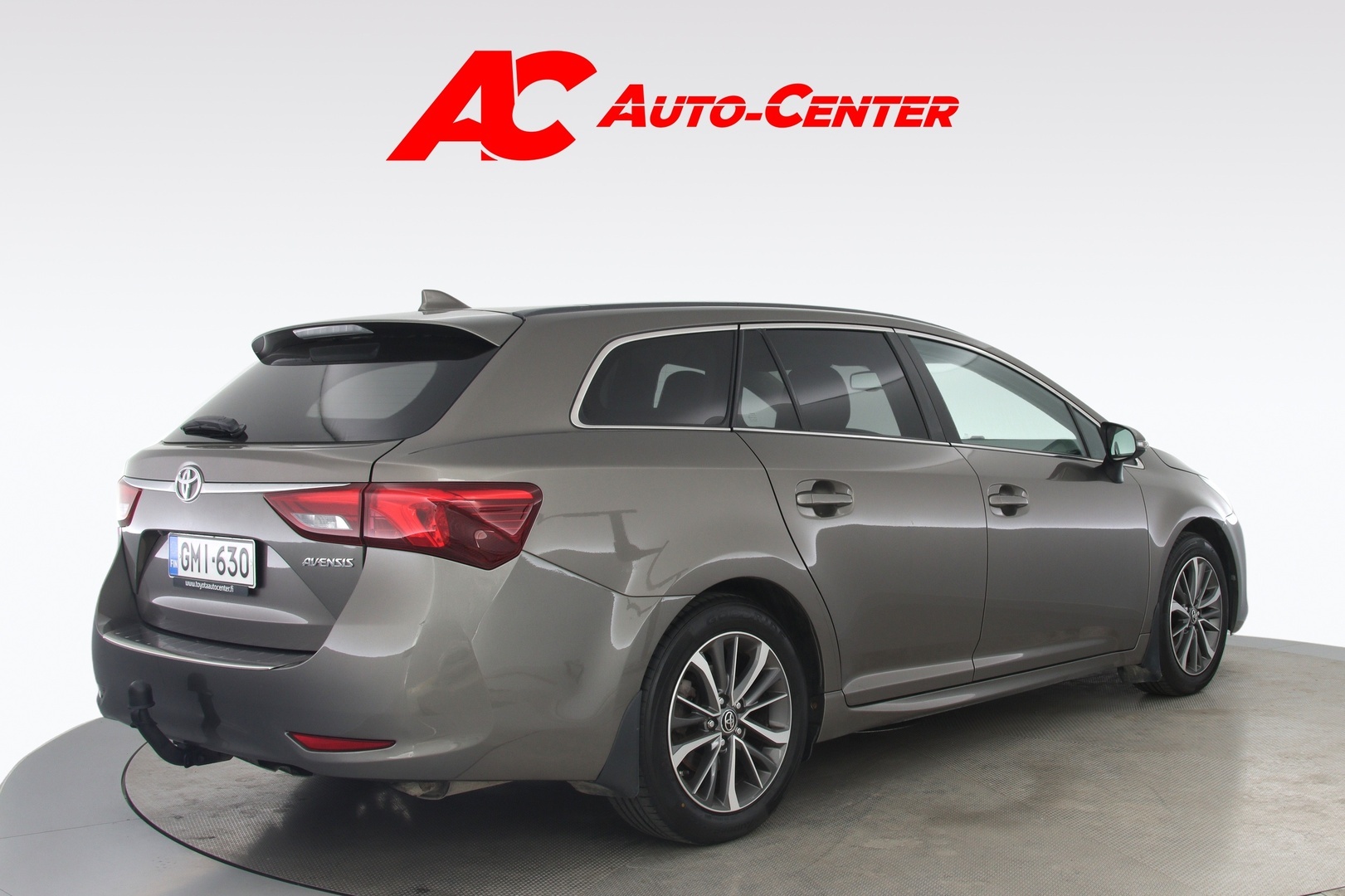 TOYOTA Avensis 2016