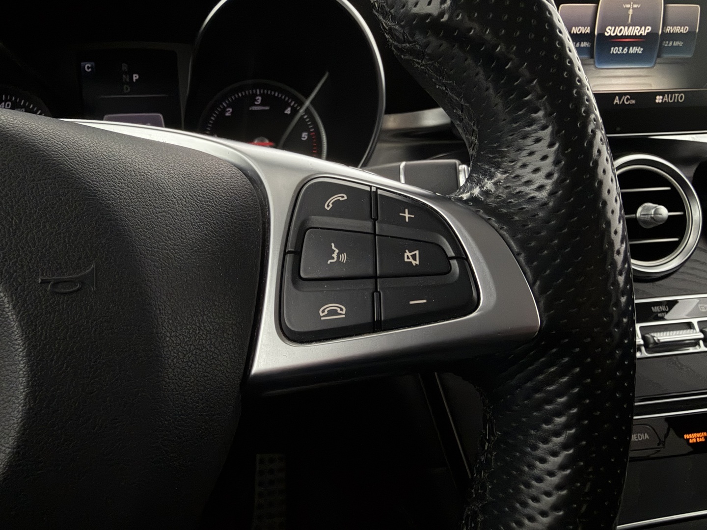 MERCEDES-BENZ GLC 2016
