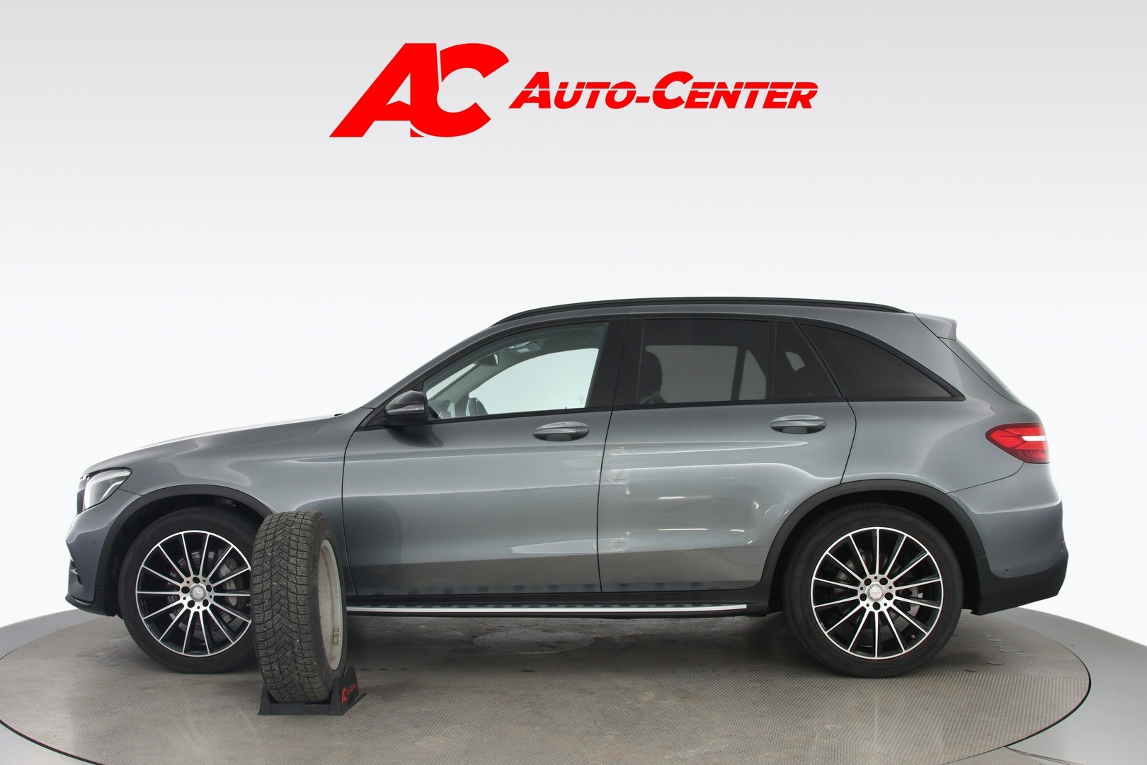 MERCEDES-BENZ GLC 2016