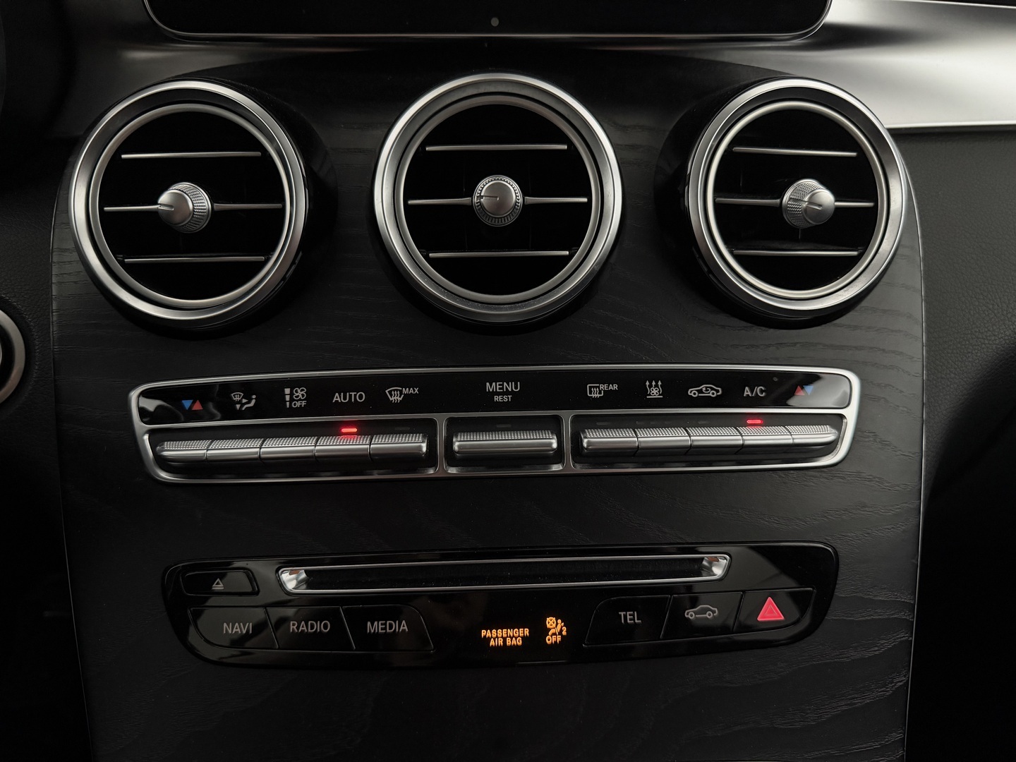 MERCEDES-BENZ GLC 2016