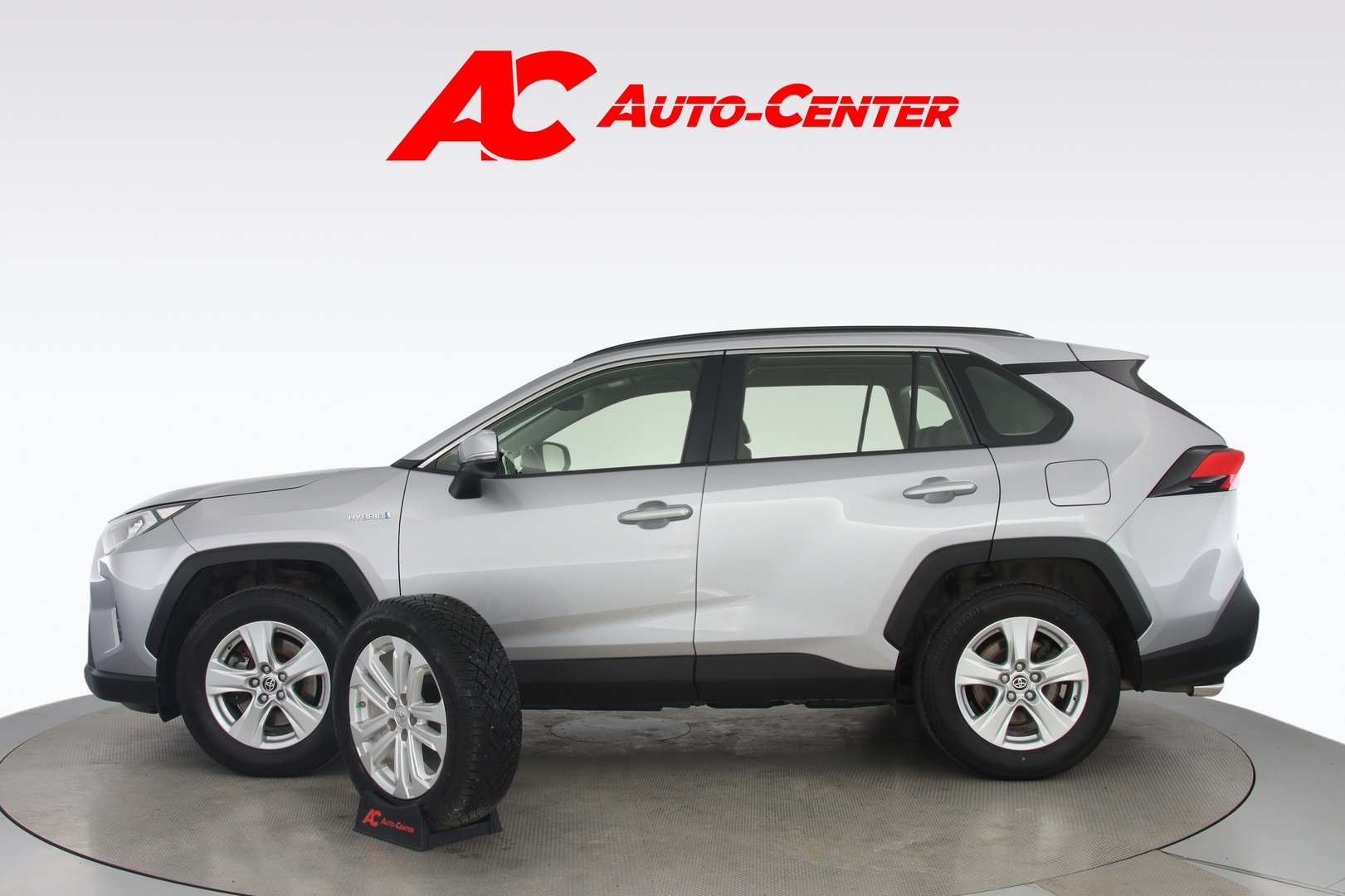 TOYOTA RAV4 2021