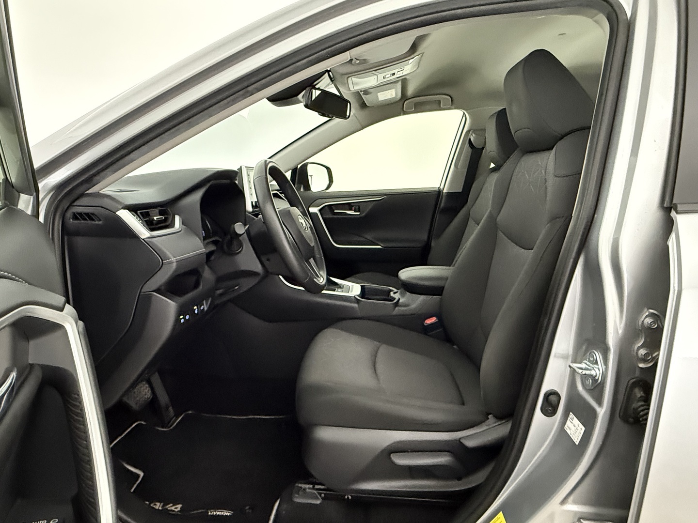 TOYOTA RAV4 2021