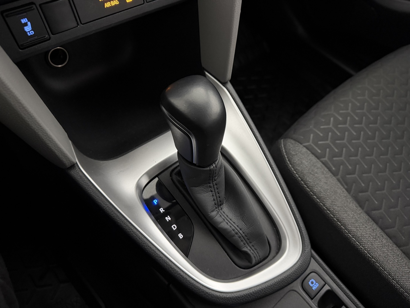 TOYOTA Yaris Cross 2021