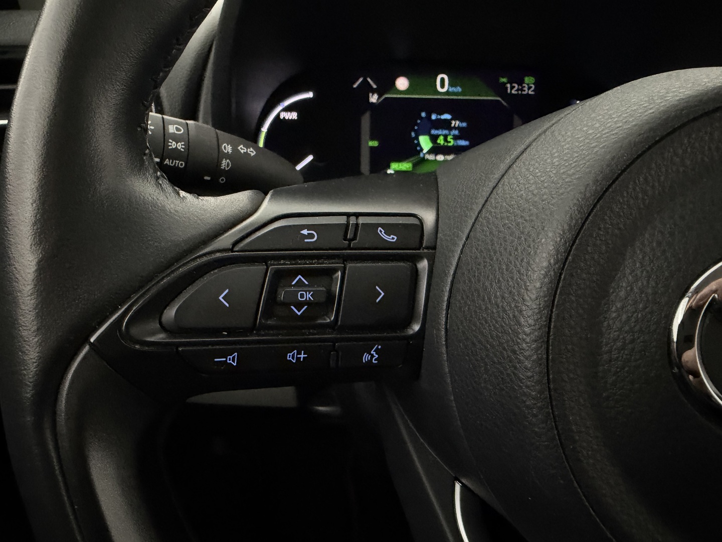 TOYOTA Yaris Cross 2021