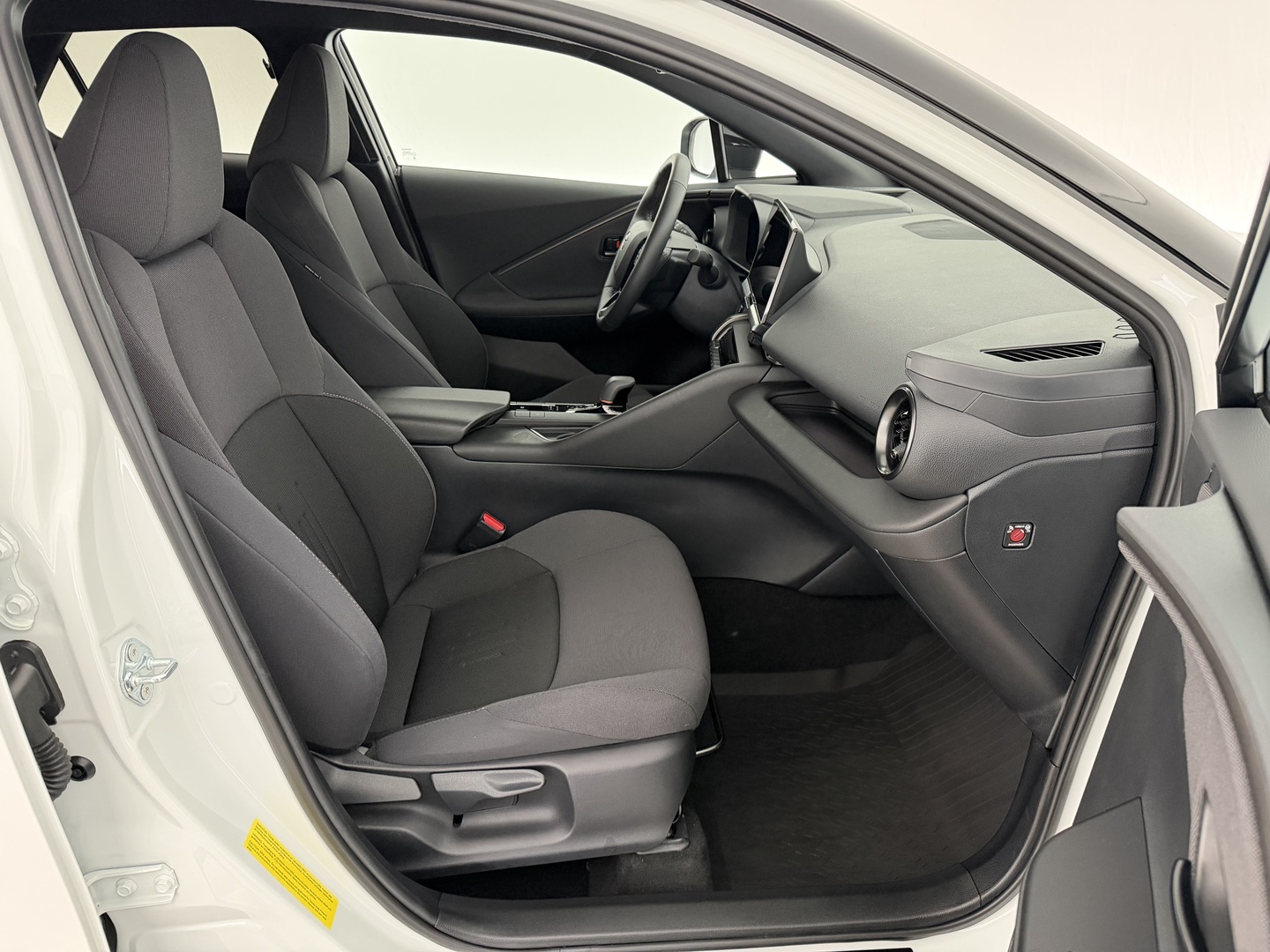 TOYOTA C-HR 2025