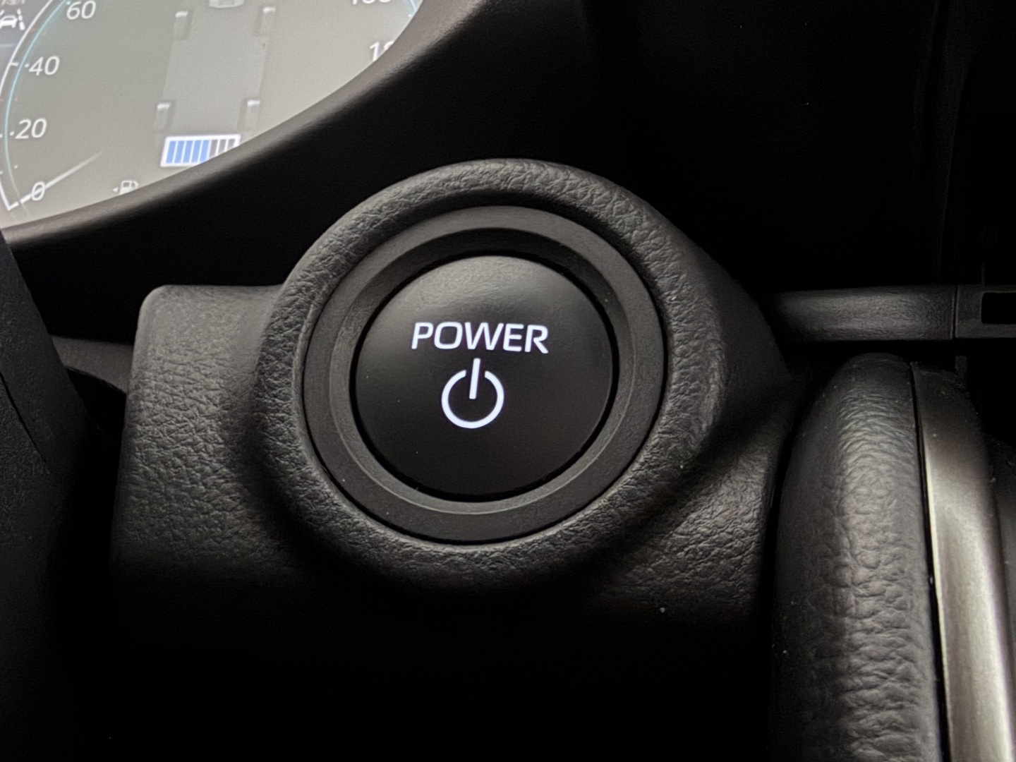 TOYOTA C-HR 2025