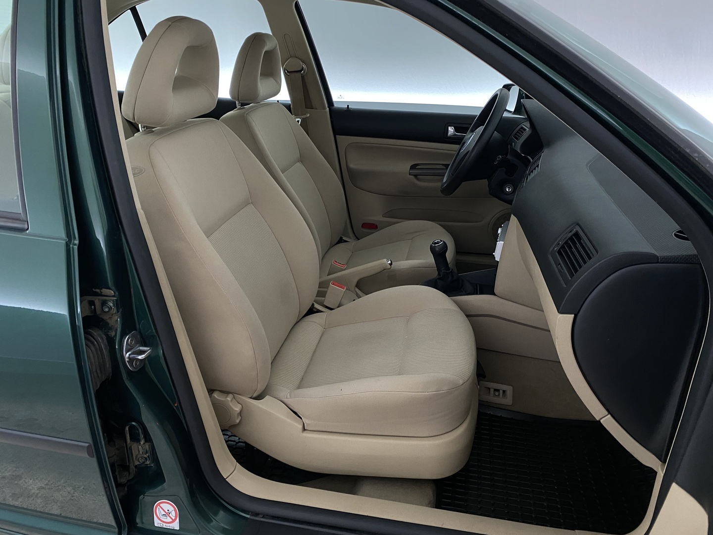 VOLKSWAGEN Bora 2002