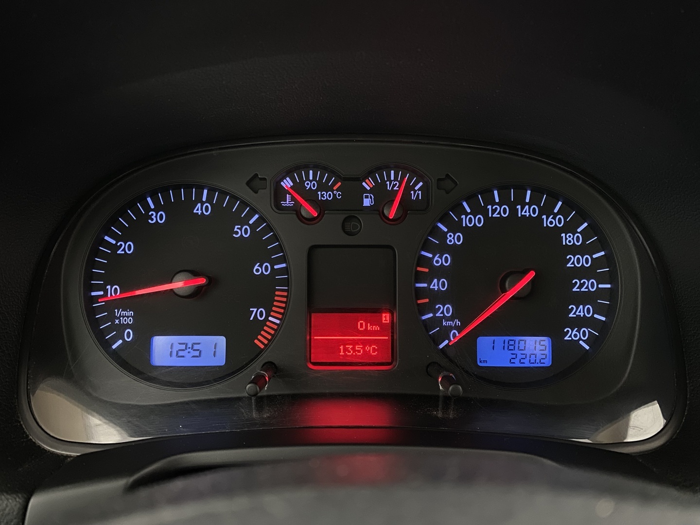 VOLKSWAGEN Bora 2002