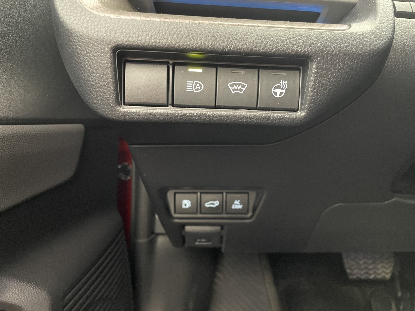 TOYOTA Prius Plug-in 2023