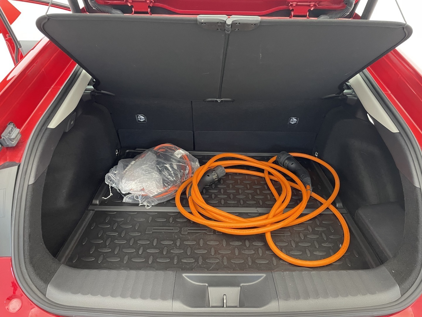 TOYOTA Prius Plug-in 2023