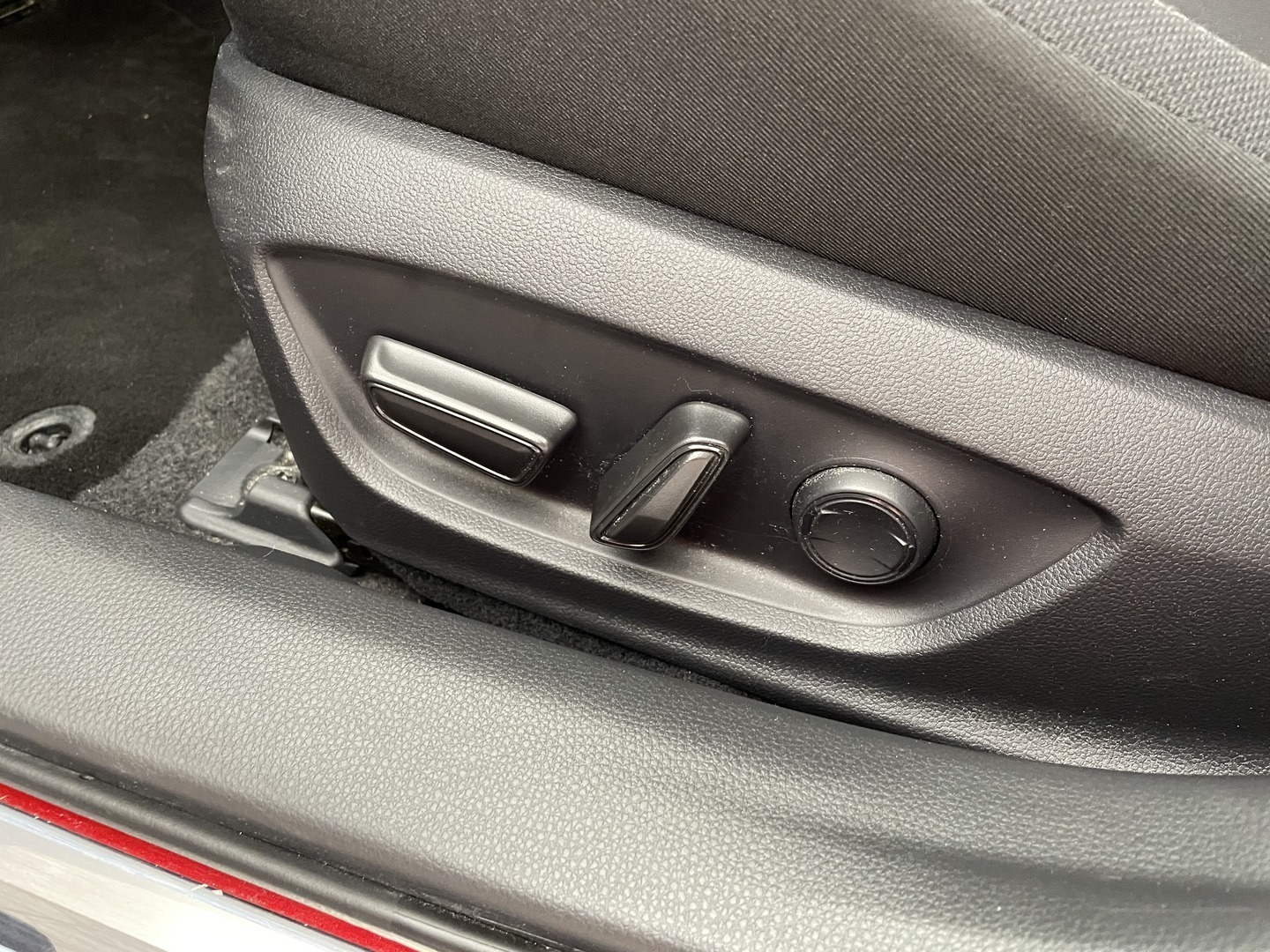 TOYOTA Prius Plug-in 2023