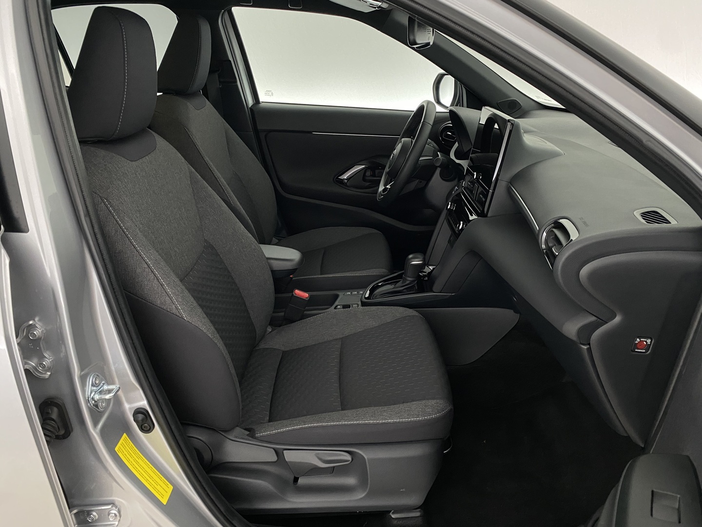 TOYOTA Yaris Cross 2025