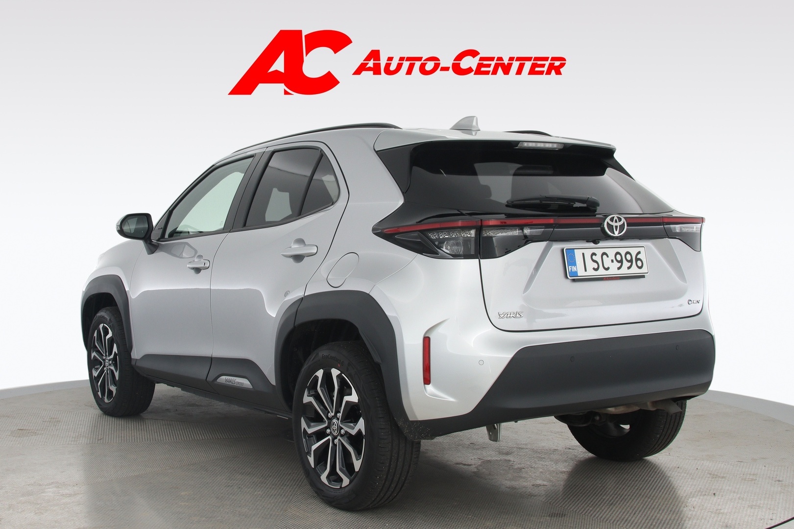 TOYOTA Yaris Cross 2025