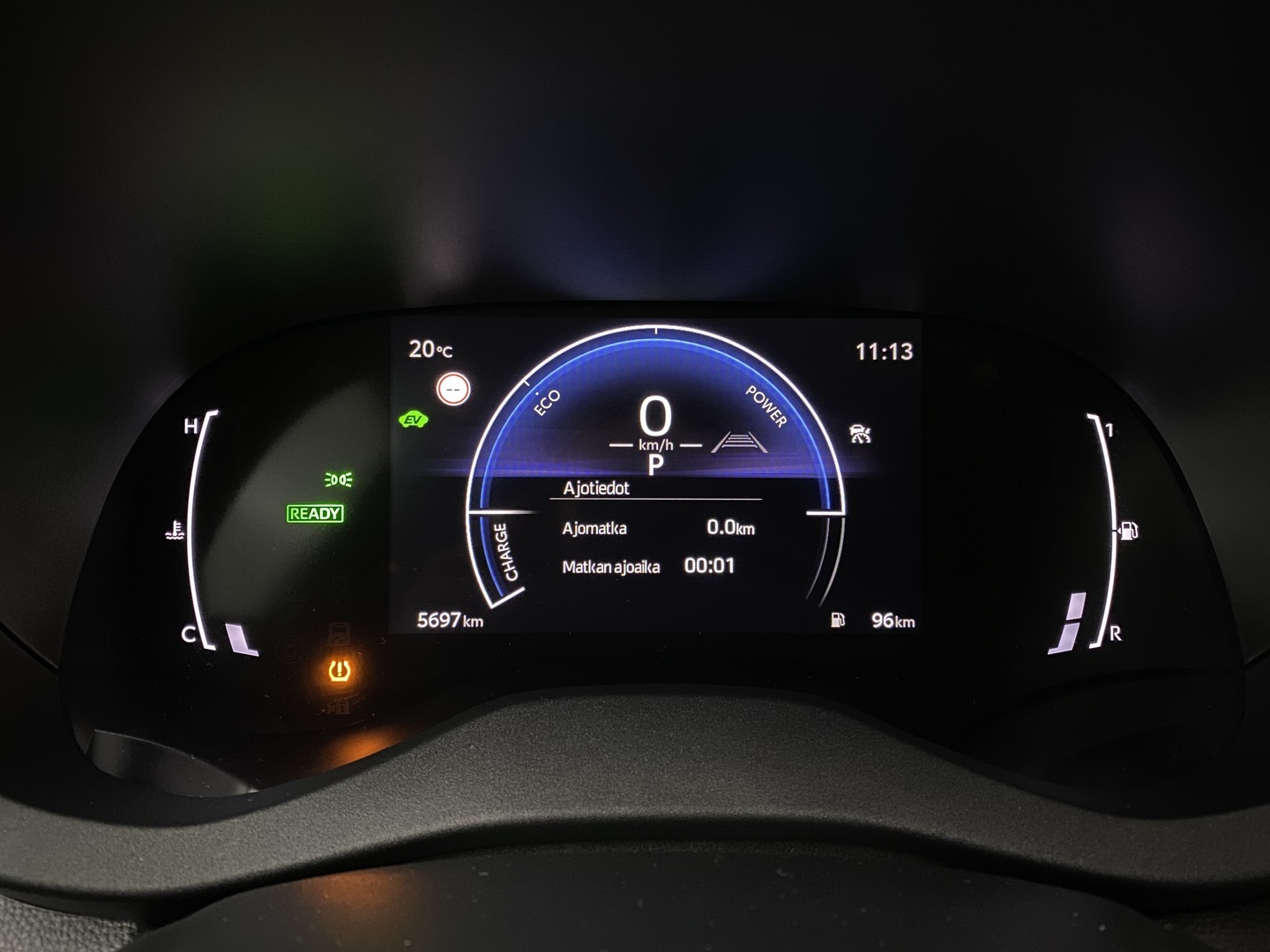 TOYOTA Yaris Cross 2025