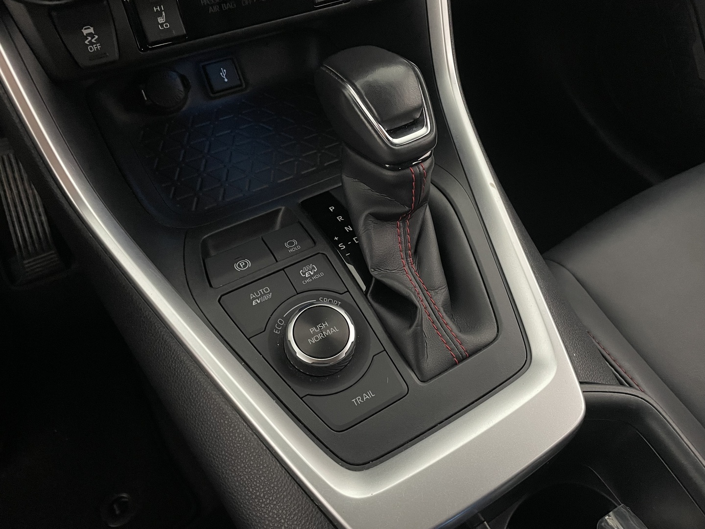 TOYOTA RAV4 Plug-in 2022