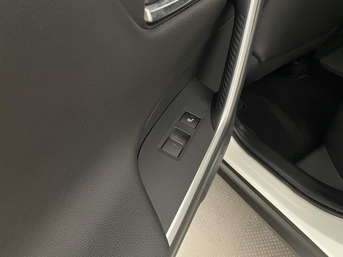 TOYOTA RAV4 Plug-in 2022