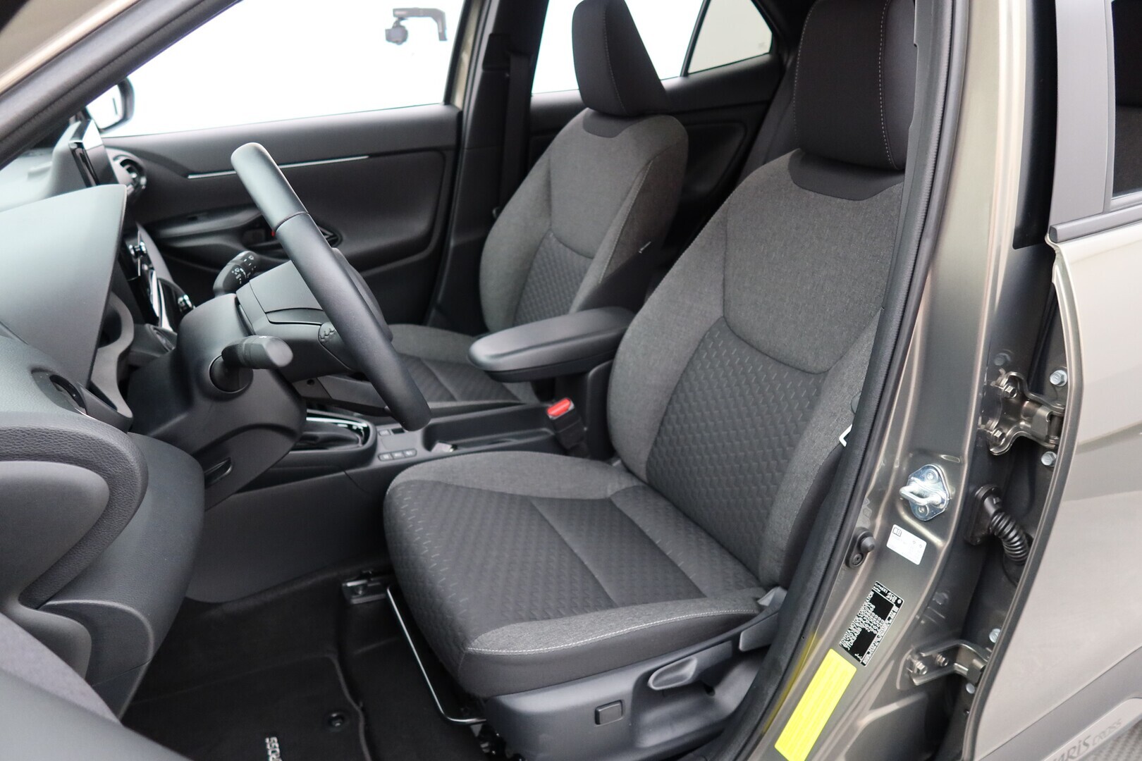 TOYOTA Yaris Cross 2024