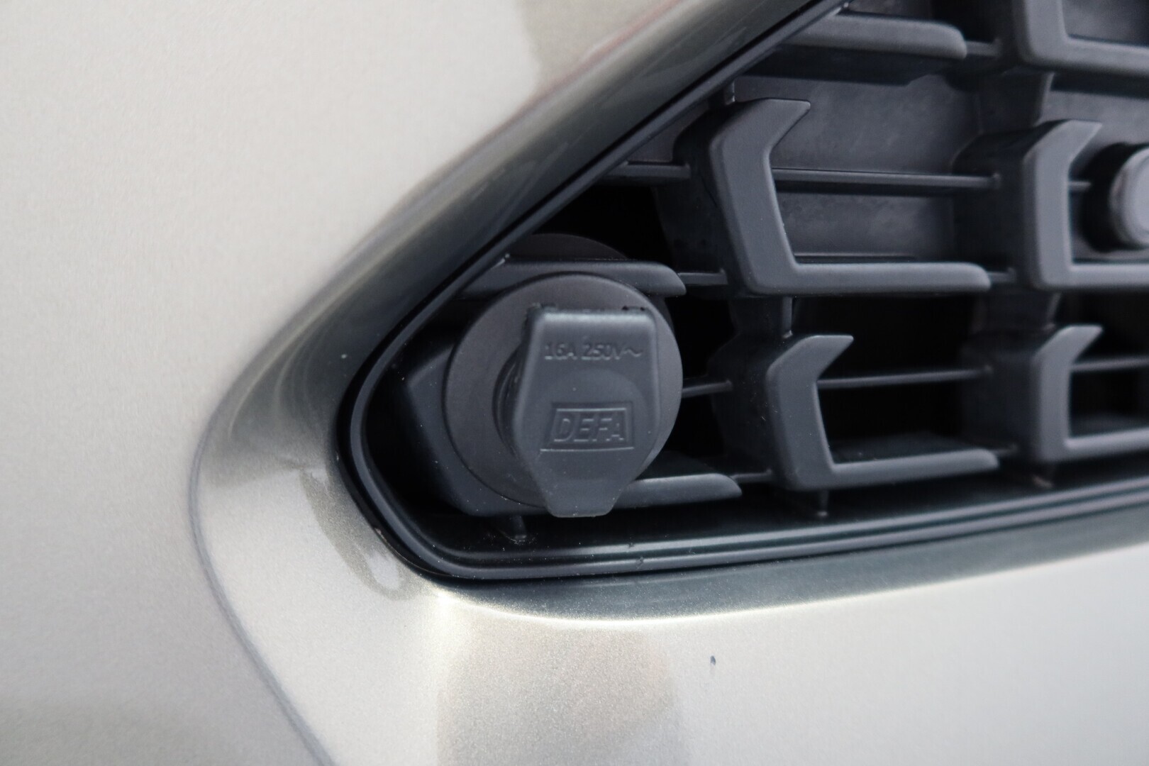 TOYOTA Yaris Cross 2024