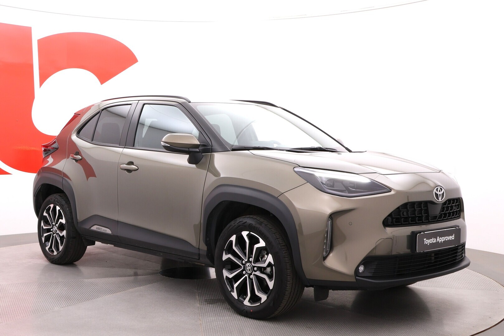 TOYOTA Yaris Cross 2024