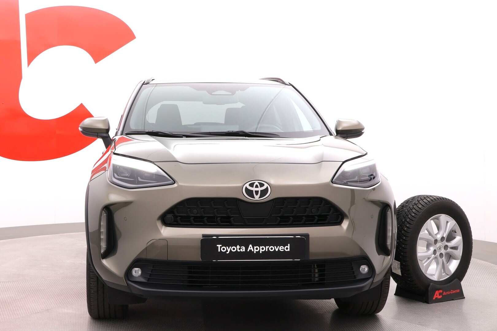 TOYOTA Yaris Cross 2024