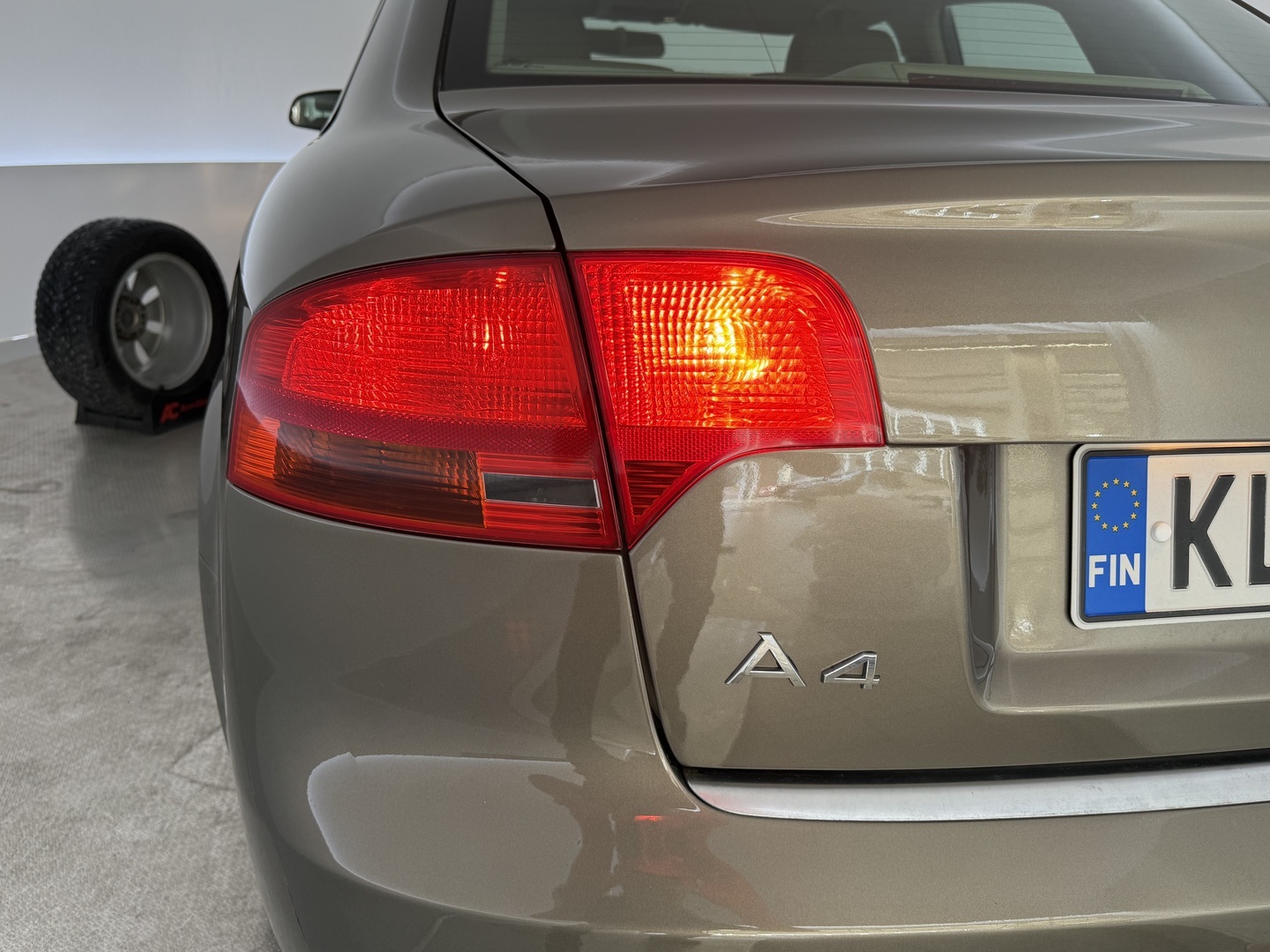 AUDI A4 2006