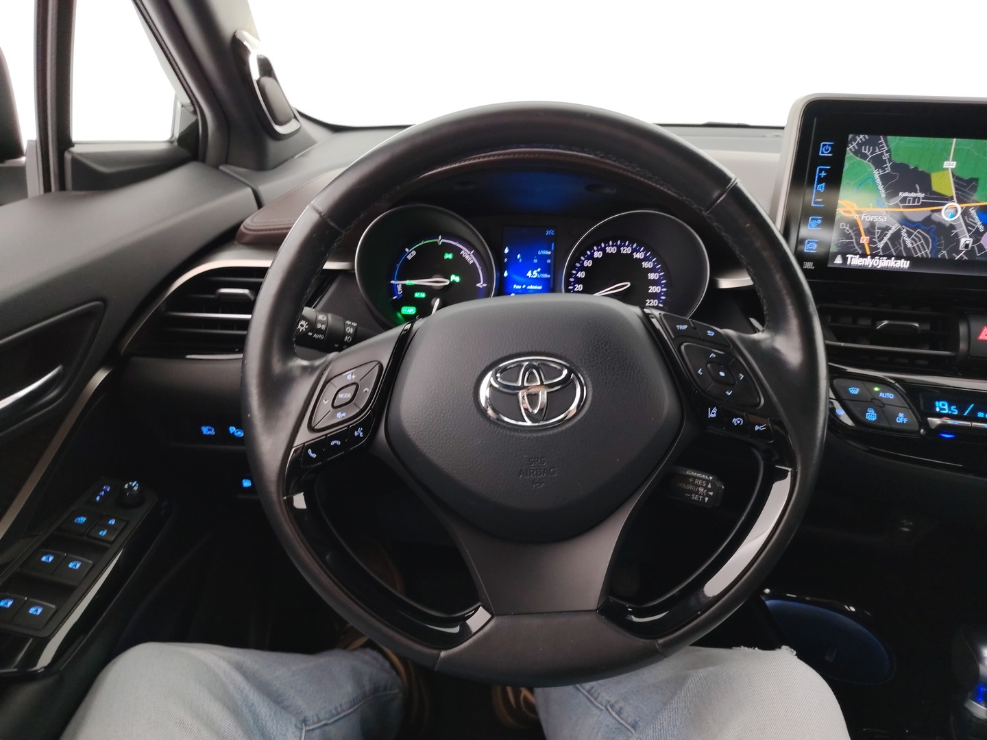 TOYOTA C-HR 2017