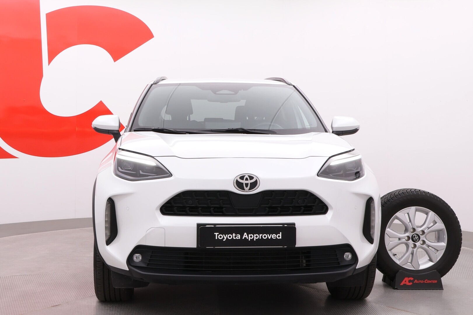 TOYOTA Yaris Cross 2024