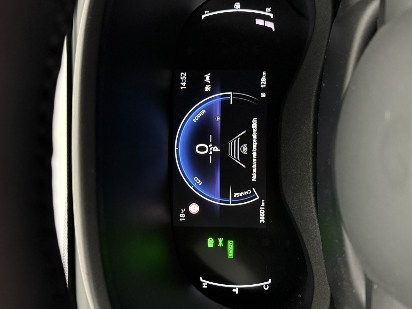 TOYOTA Yaris Cross 2024