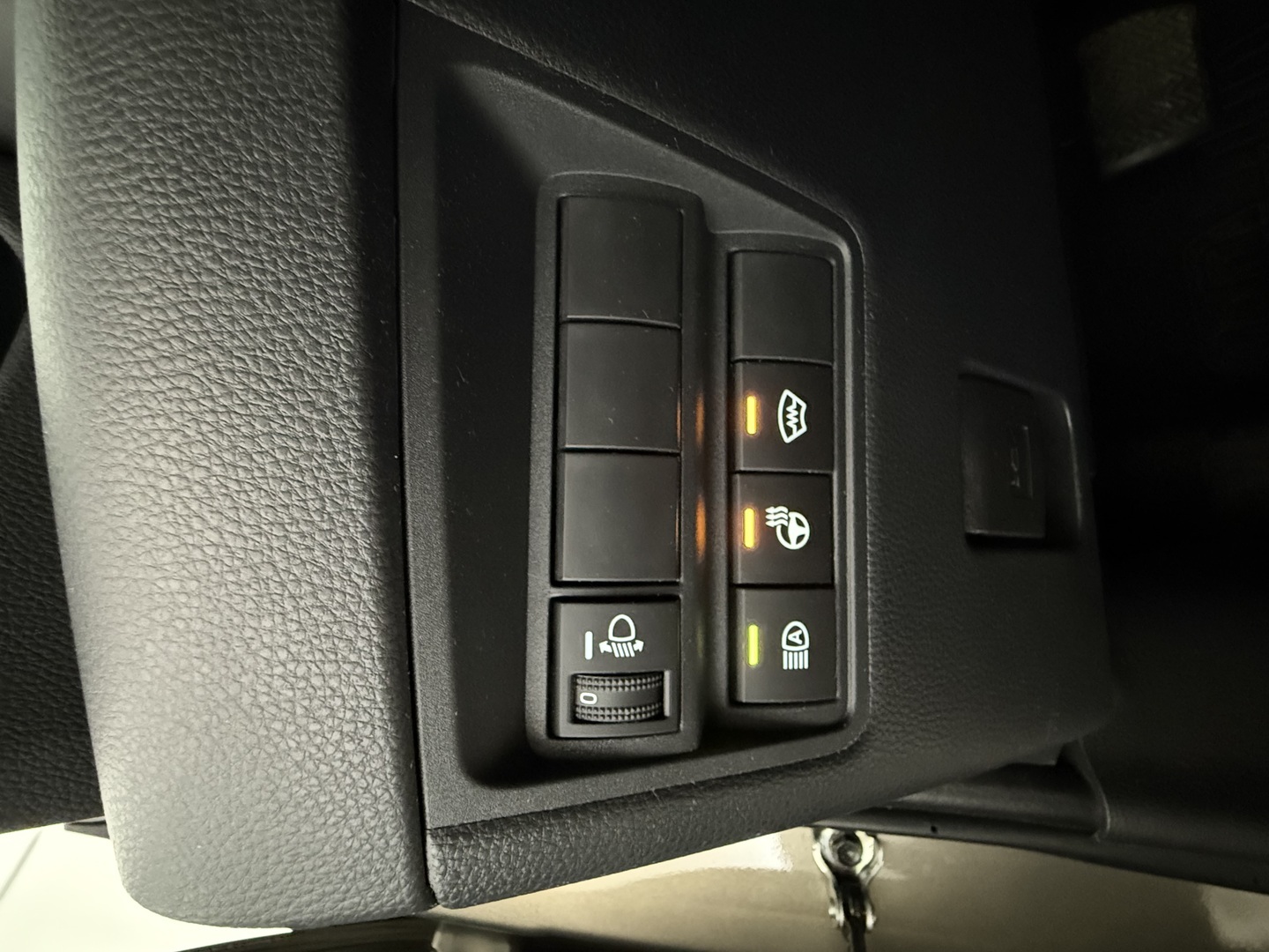 TOYOTA Yaris Cross 2024