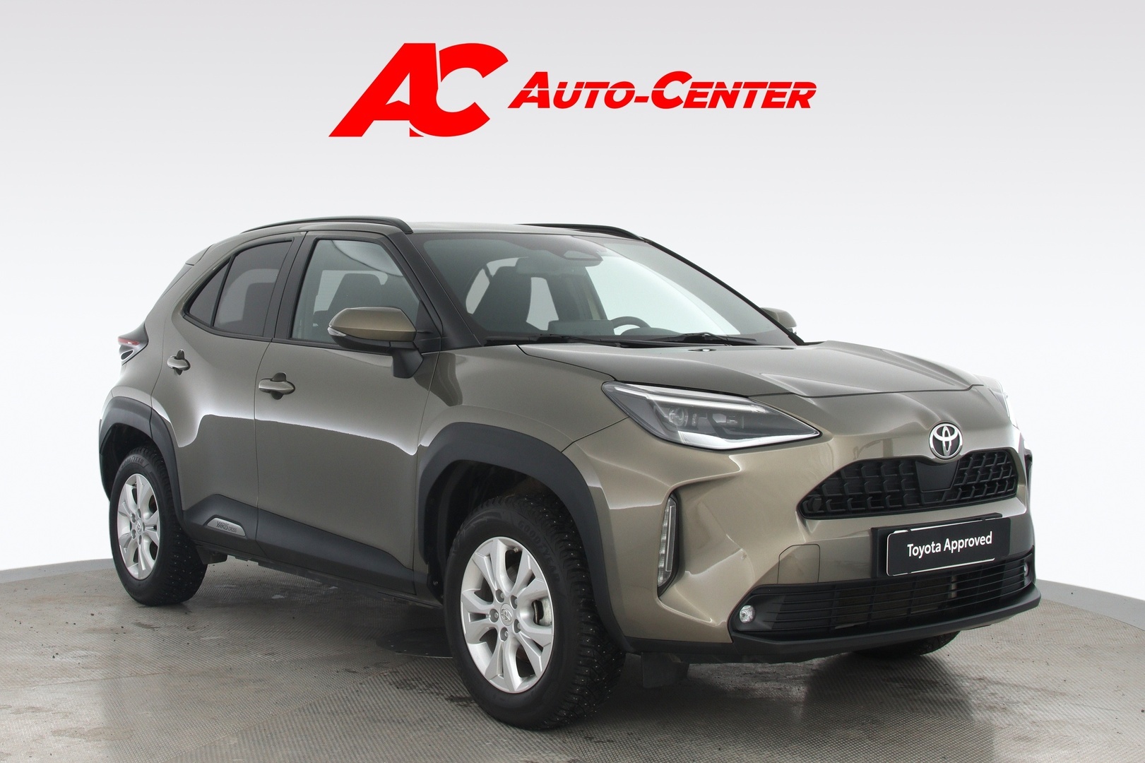 TOYOTA Yaris Cross 2024