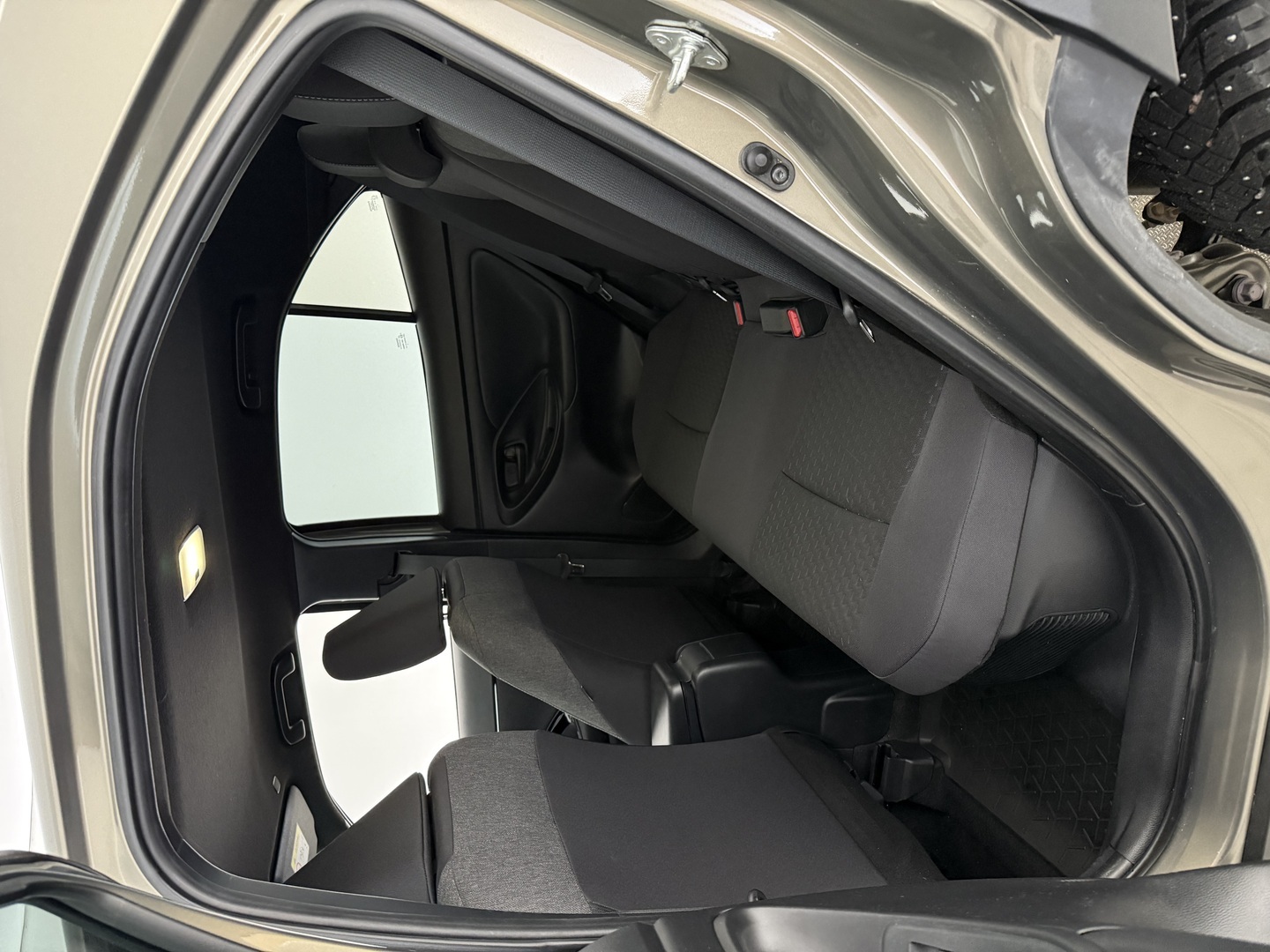 TOYOTA Yaris Cross 2024