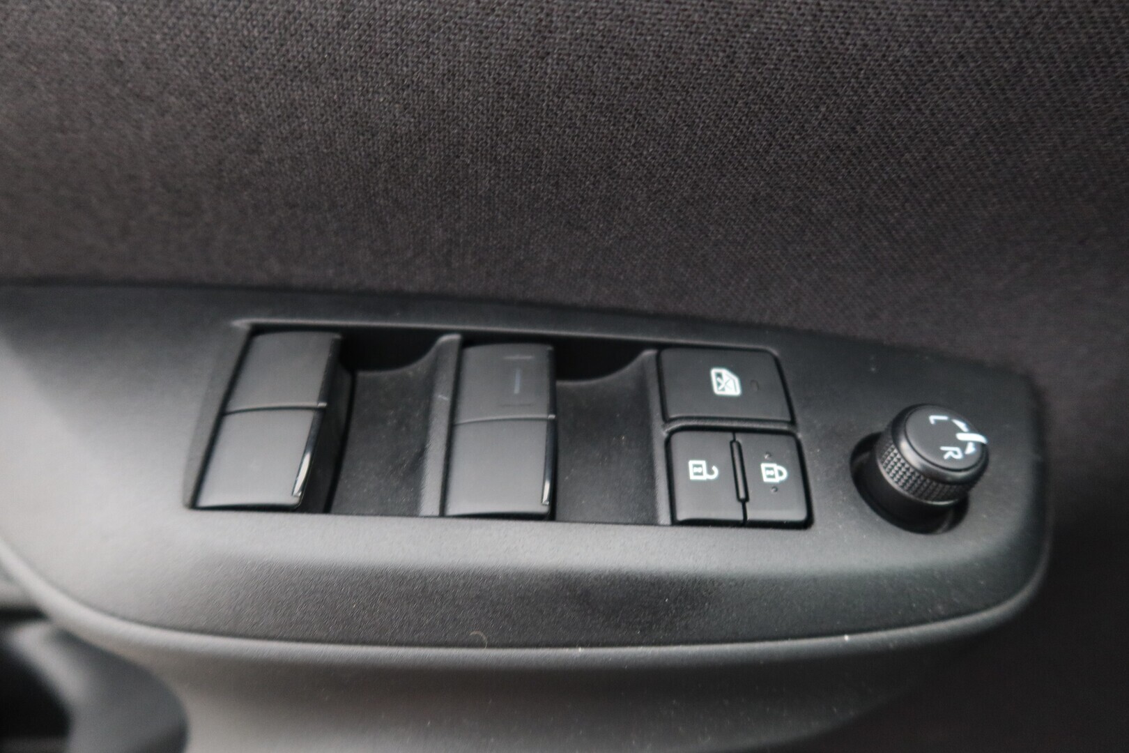 TOYOTA Yaris Cross 2026