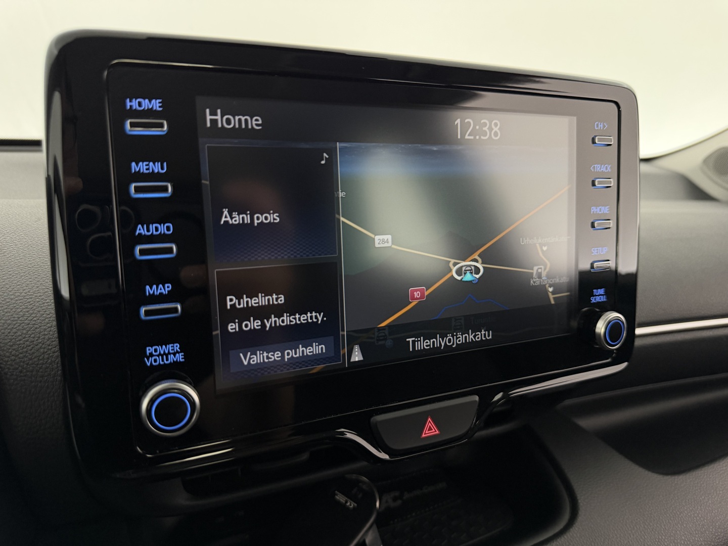 TOYOTA Yaris 2021