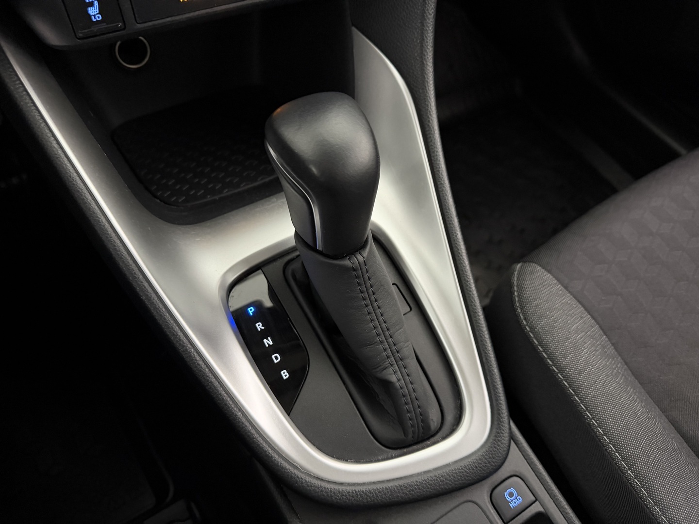 TOYOTA Yaris 2021