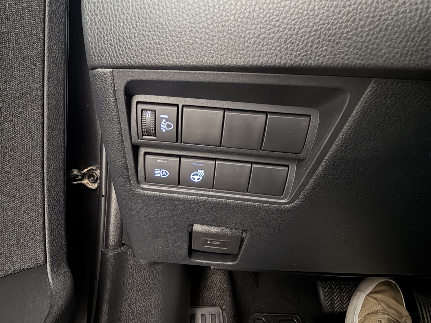 TOYOTA Yaris 2021