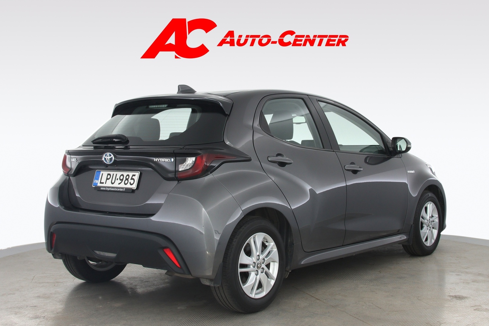 TOYOTA Yaris 2021