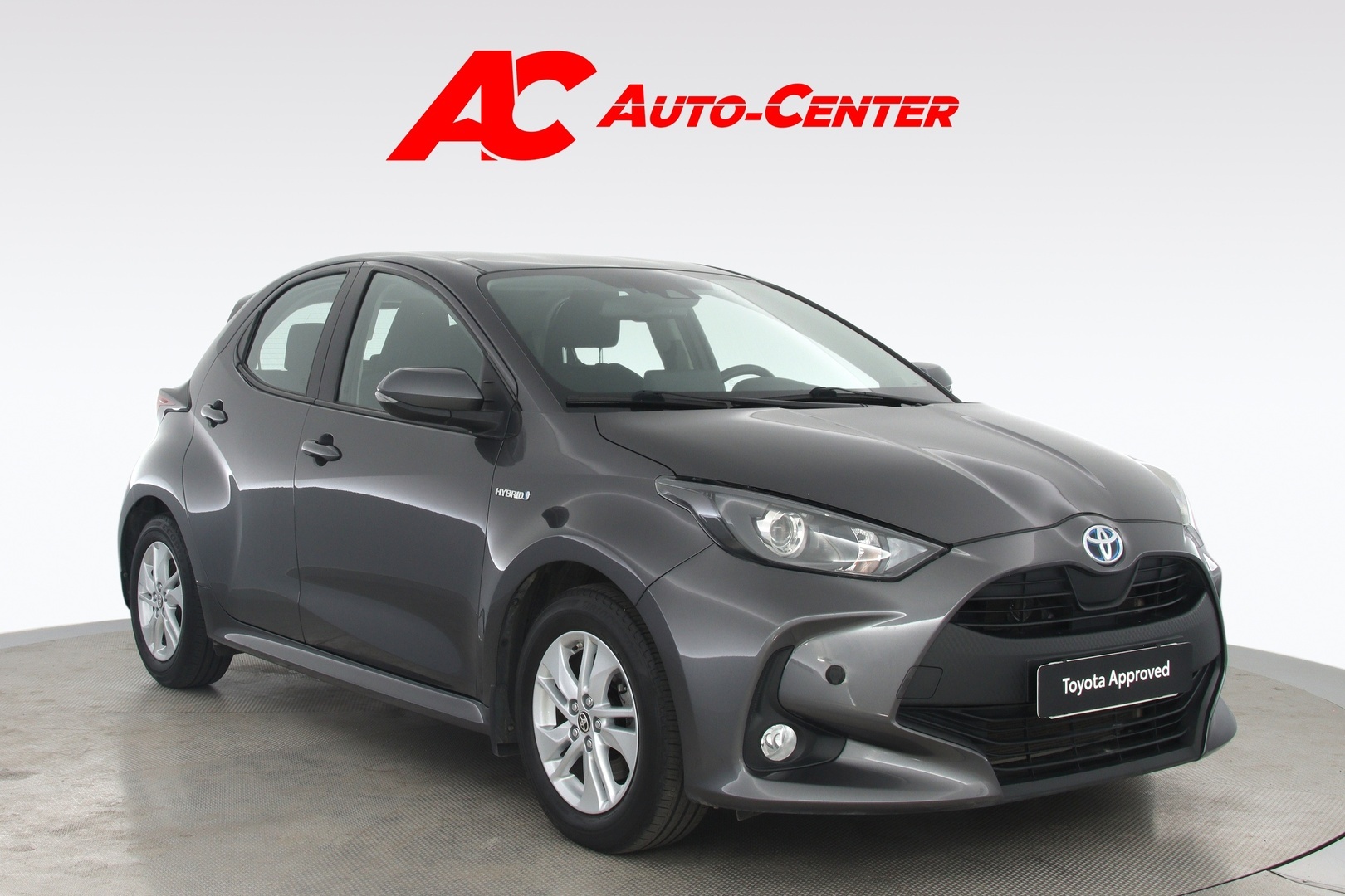 TOYOTA Yaris 2021