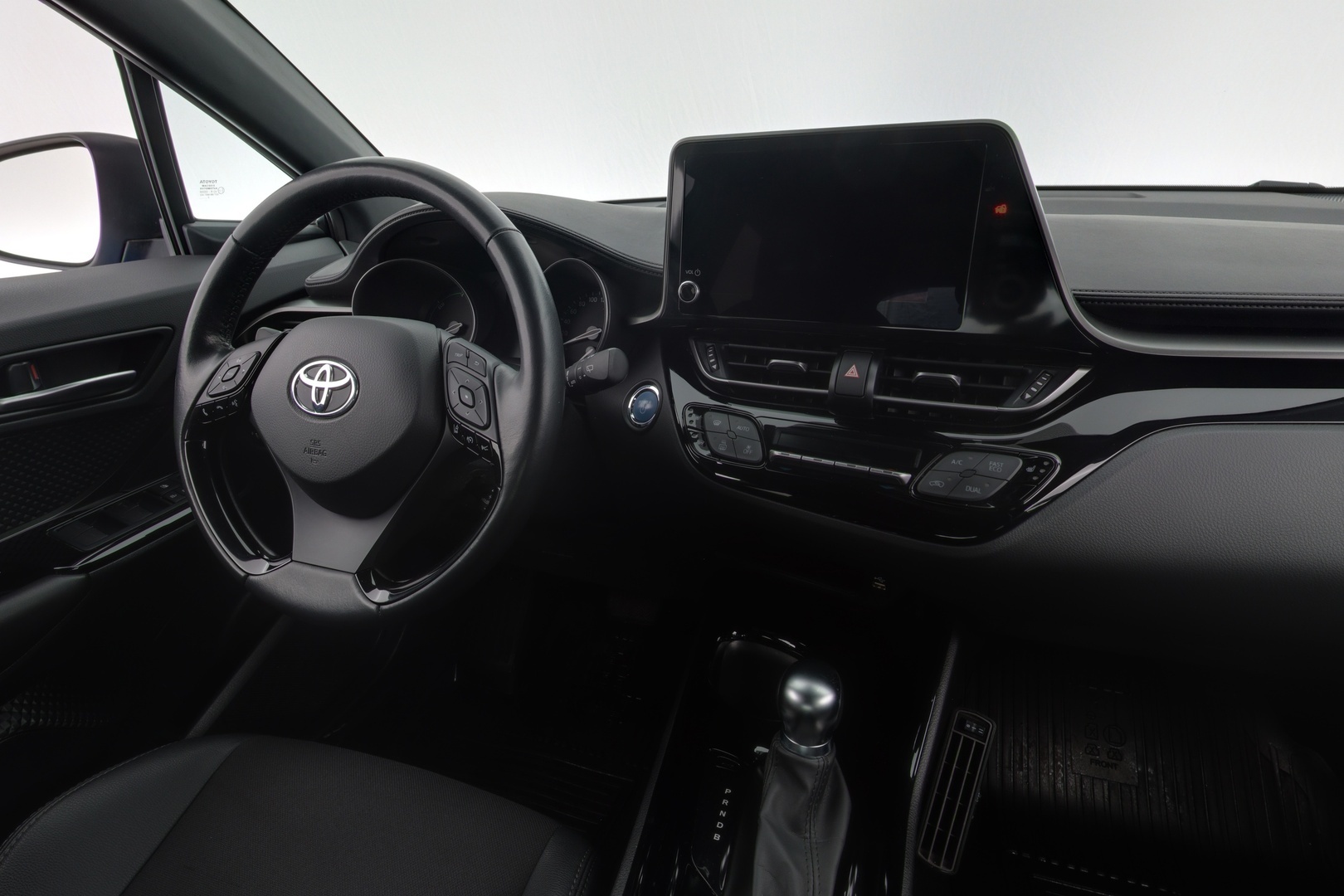 TOYOTA C-HR 2022