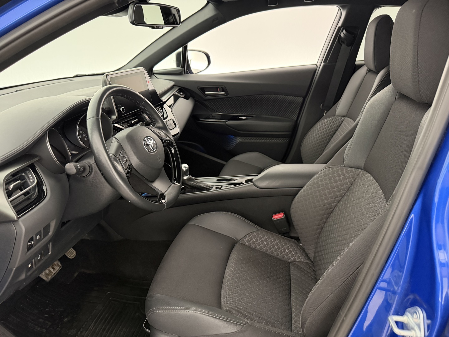 TOYOTA C-HR 2022