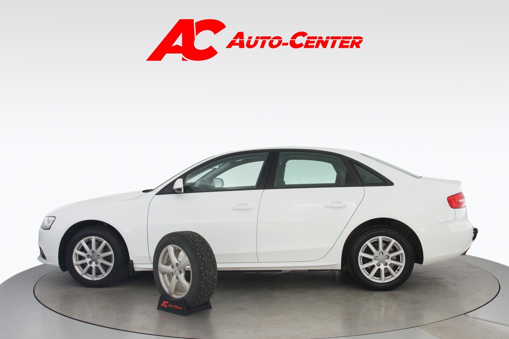 AUDI A4 2014
