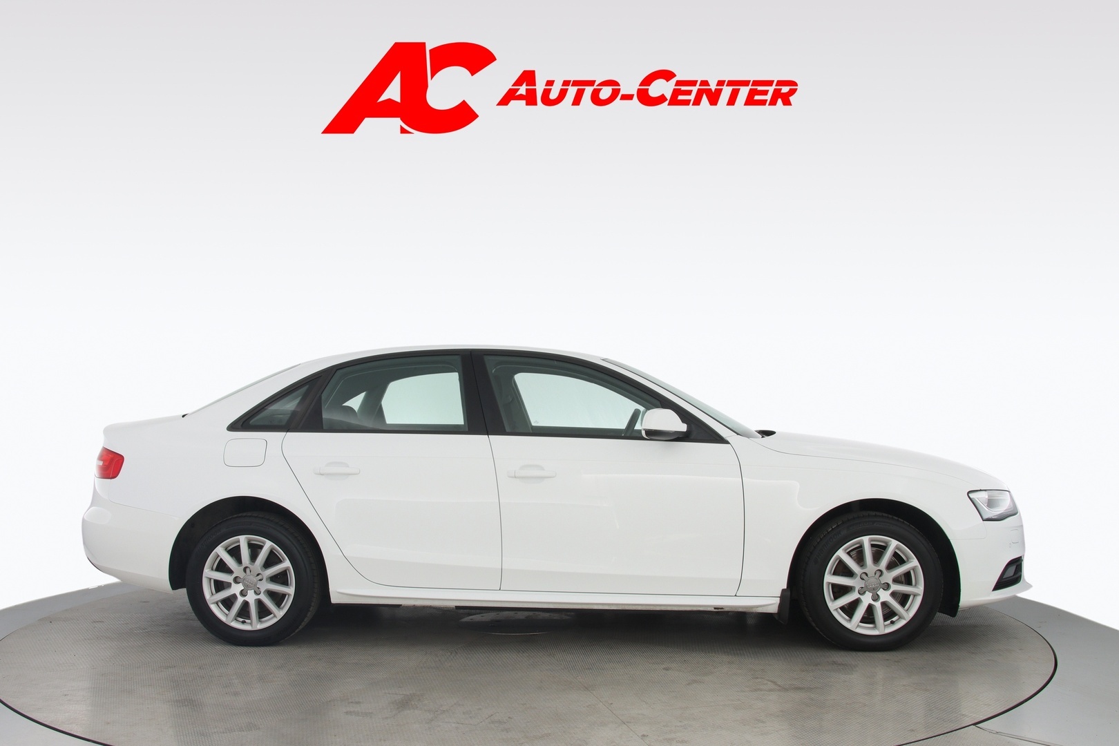 AUDI A4 2014