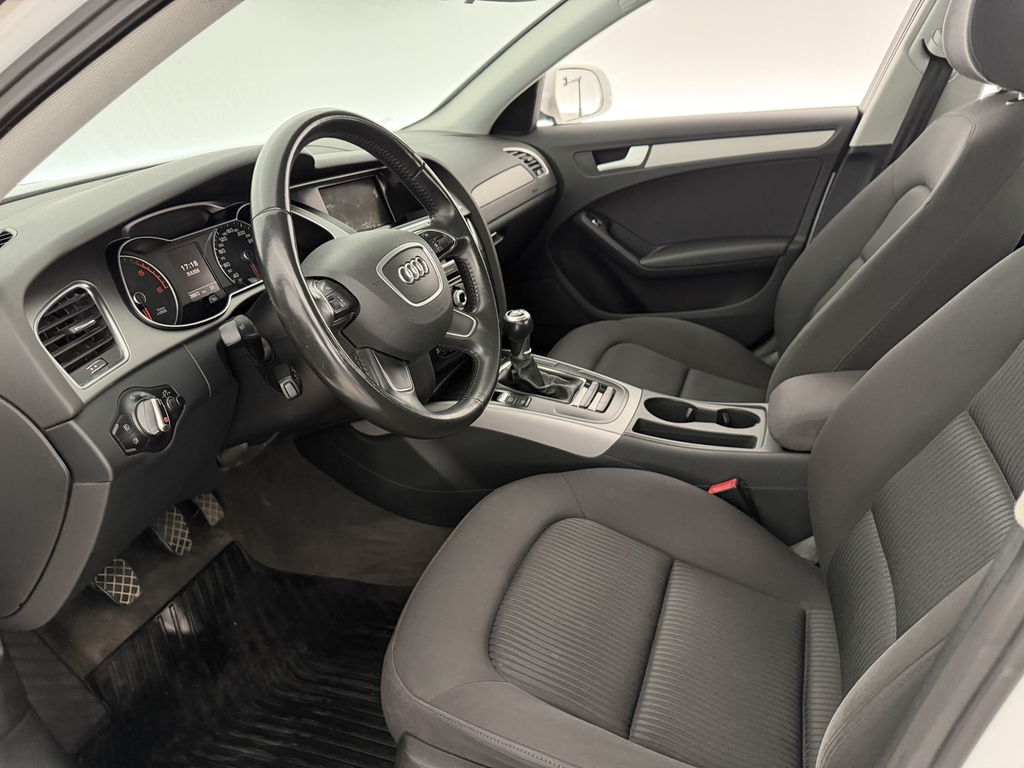 AUDI A4 2014