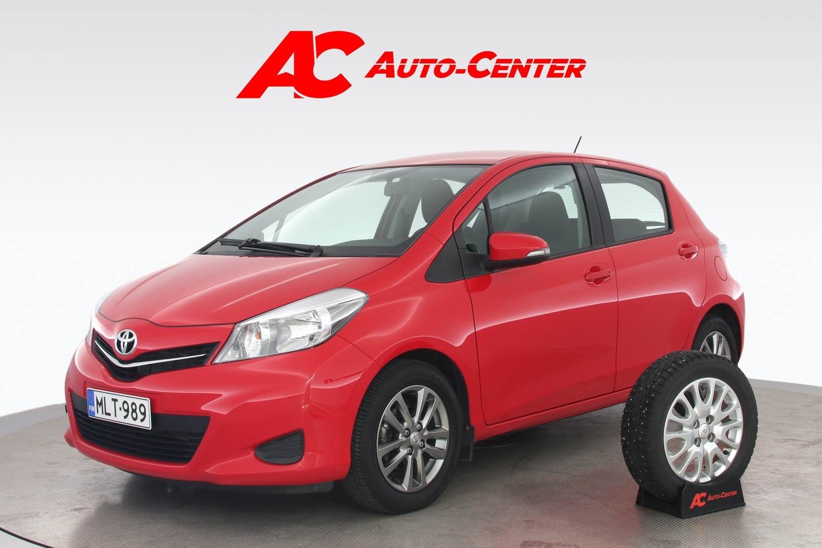 TOYOTA Yaris 2014
