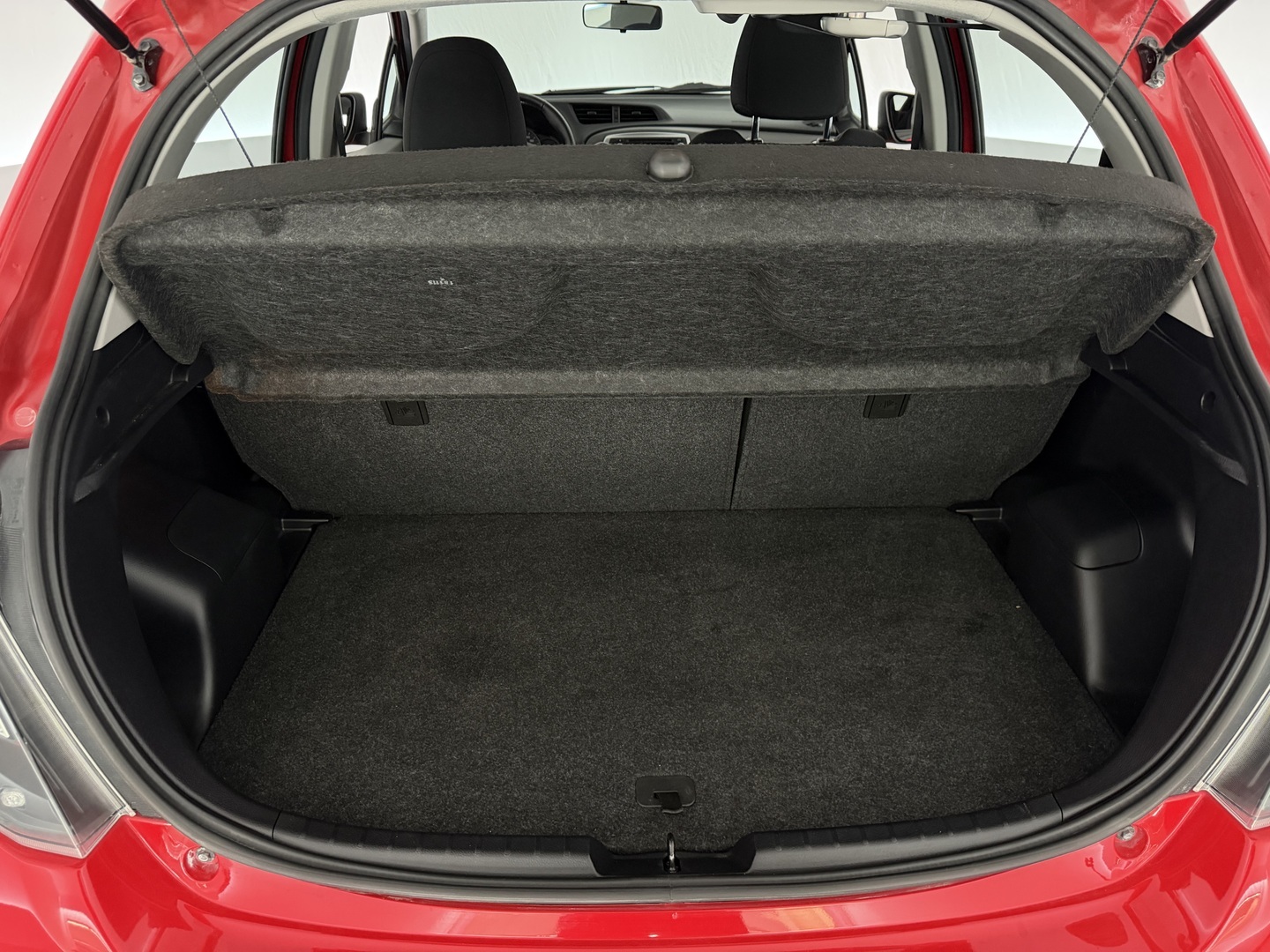 TOYOTA Yaris 2014