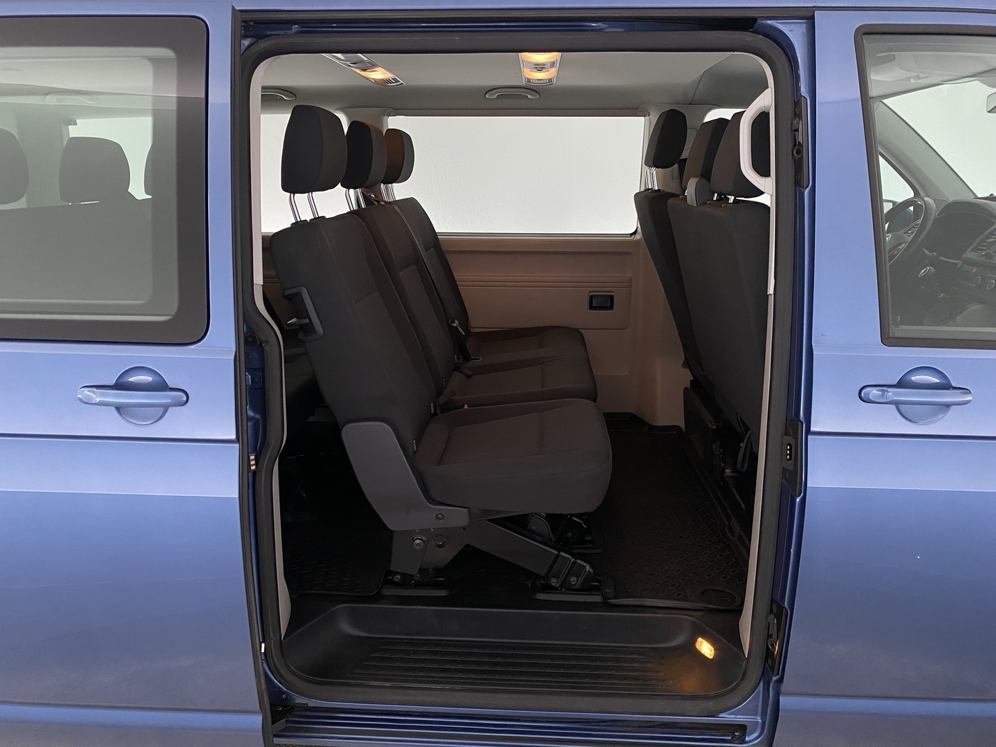 VOLKSWAGEN Caravelle 2018