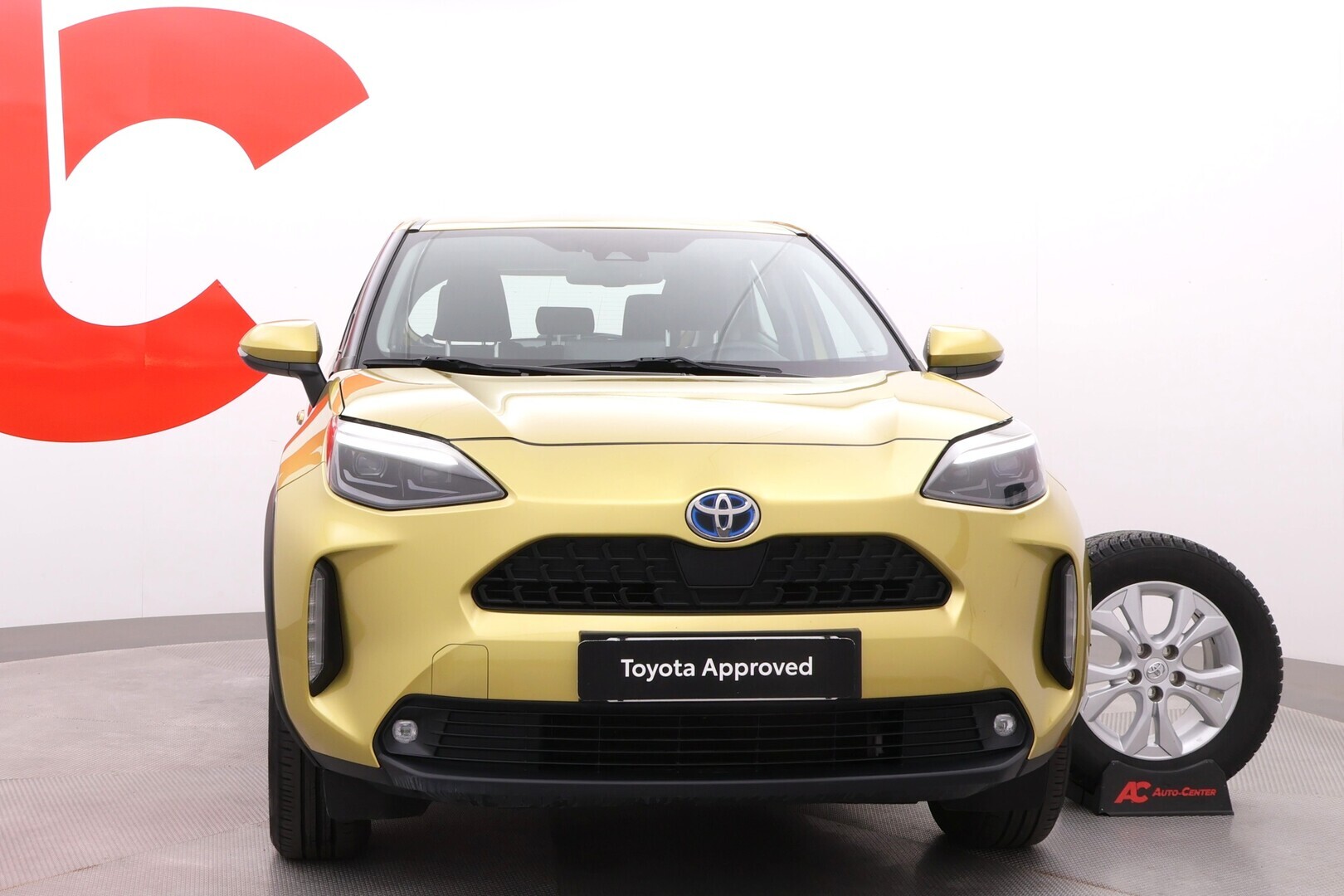 TOYOTA Yaris Cross 2023