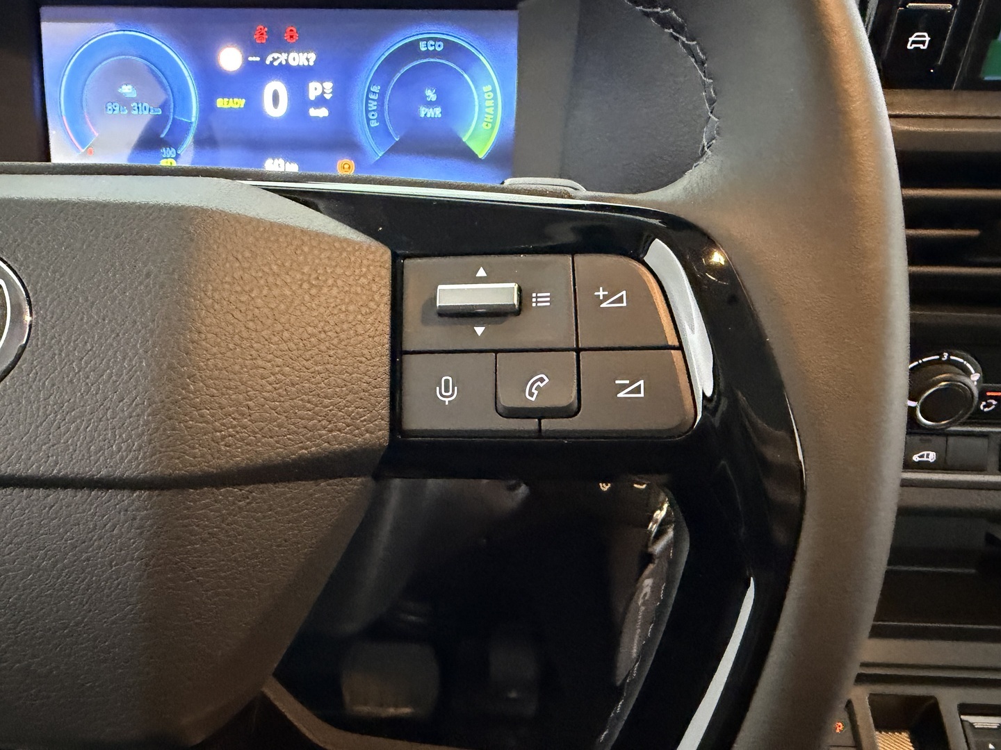 TOYOTA Proace 2025